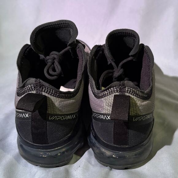 Nike Air VaporMax 2019 Black Silver Sneakers 6Y‎ (Men’s Size 6) Running Shoes - Picture 4 of 7